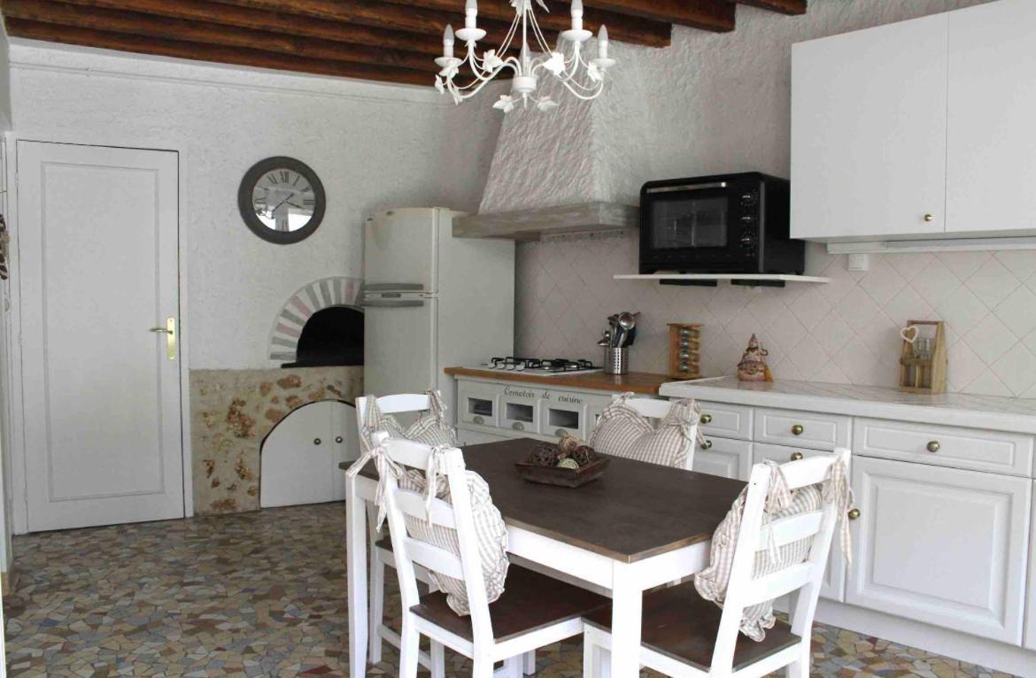 Chambres A La Maison Hermitage Aincourt Kültér fotó